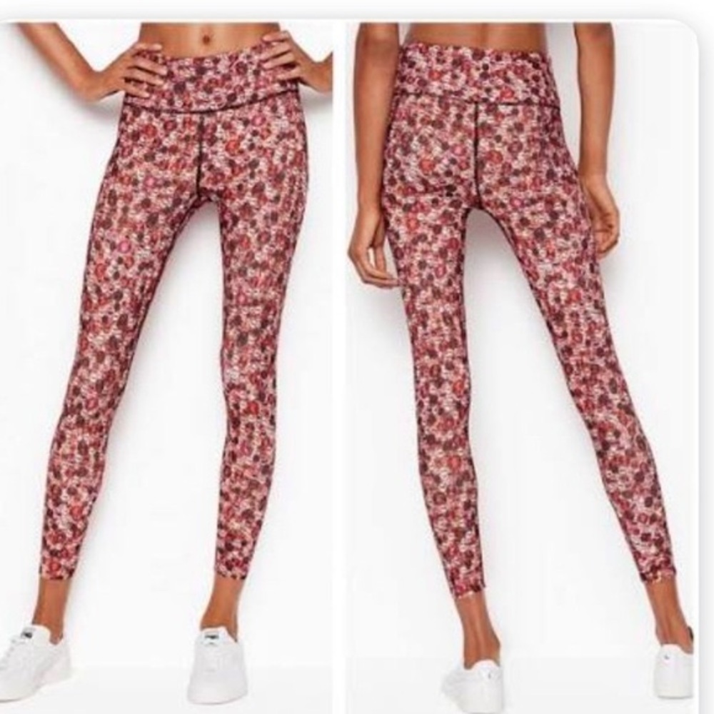 NWT Victoria’s Secret Sport Jewel Print 7/8 Pant